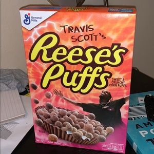 Travis Scott Reese’s puffs